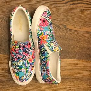 Julie Sneakers -Amalfi blue alligator isle print